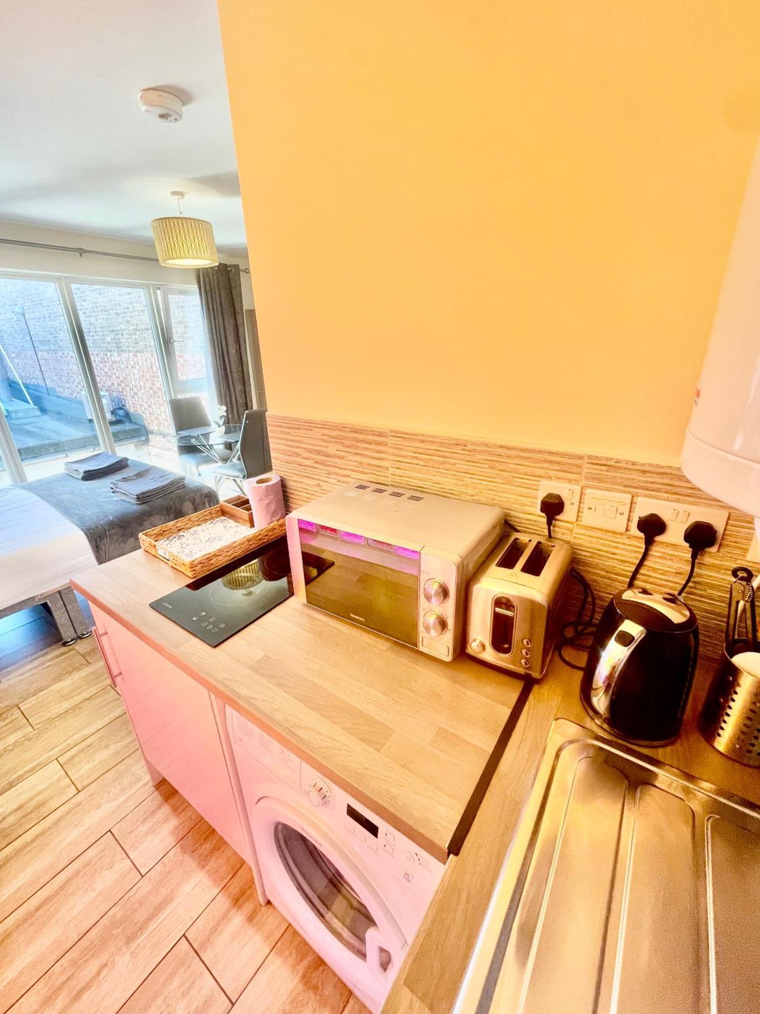 Cambridge City Centre Immaculate Studio Sleeps 2 - Central Location Paradise Street מראה חיצוני תמונה