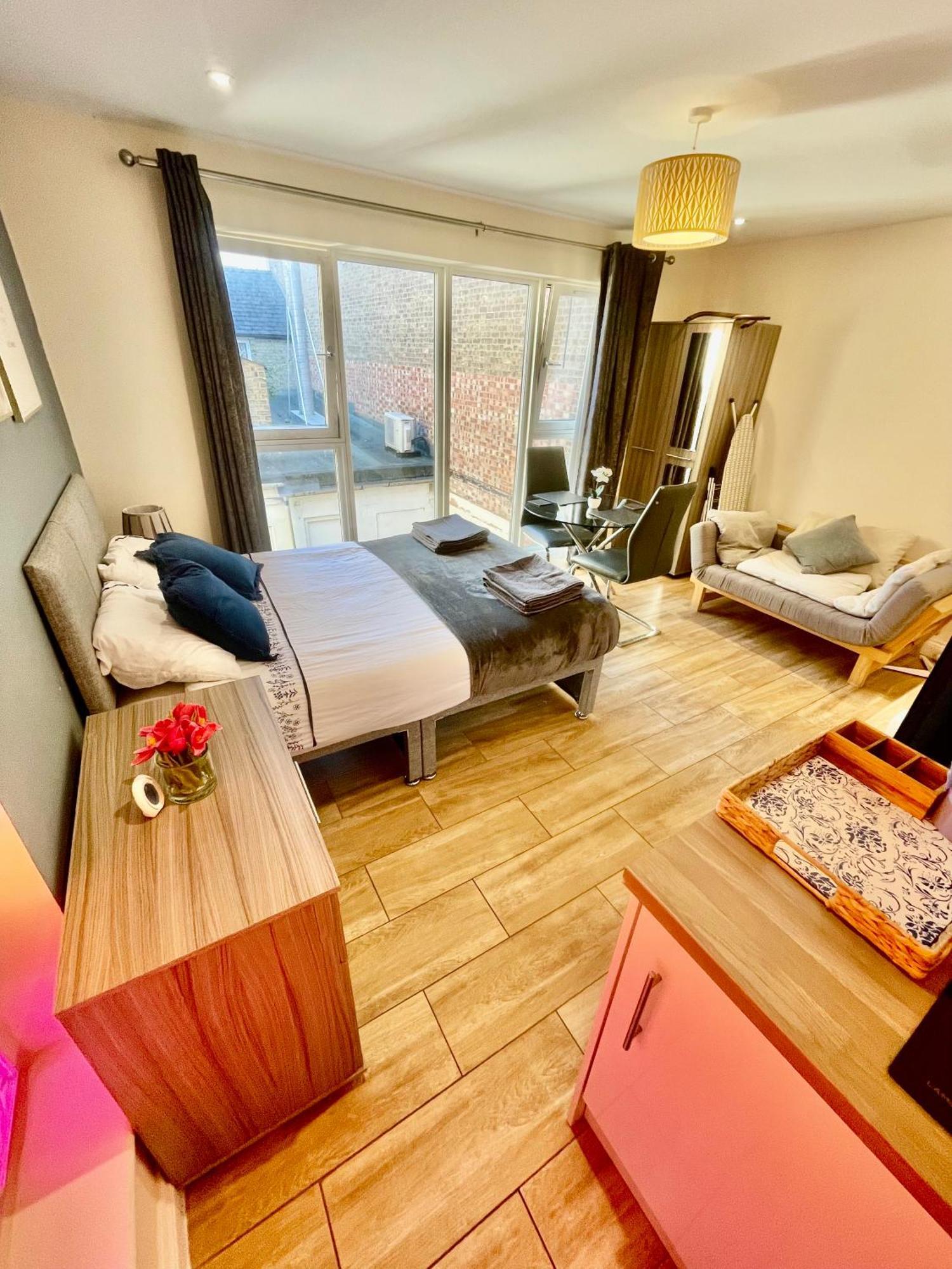 Cambridge City Centre Immaculate Studio Sleeps 2 - Central Location Paradise Street מראה חיצוני תמונה